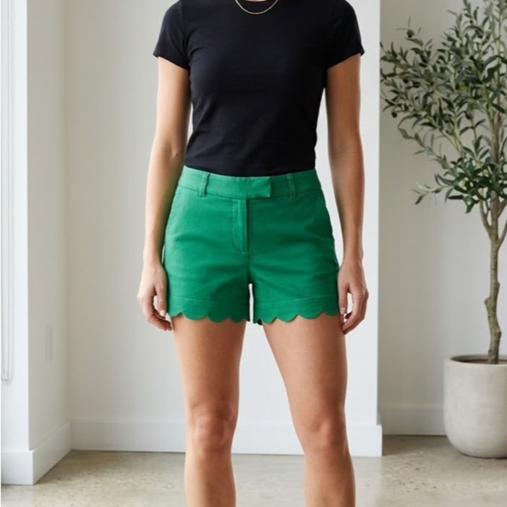 J. Crew Green Scallop Hem Shorts size 6